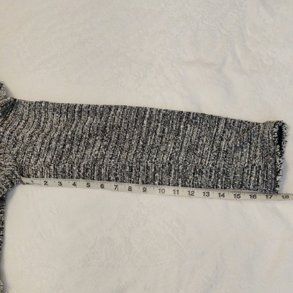 Max Studio. Women's Black and White Tweed Jacket - Picture 12 of 13